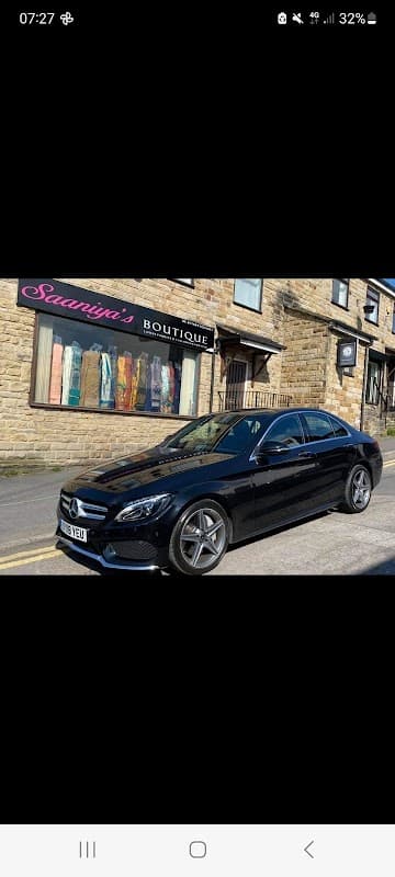 Saaniya's Boutique - Tailors in dewsbury