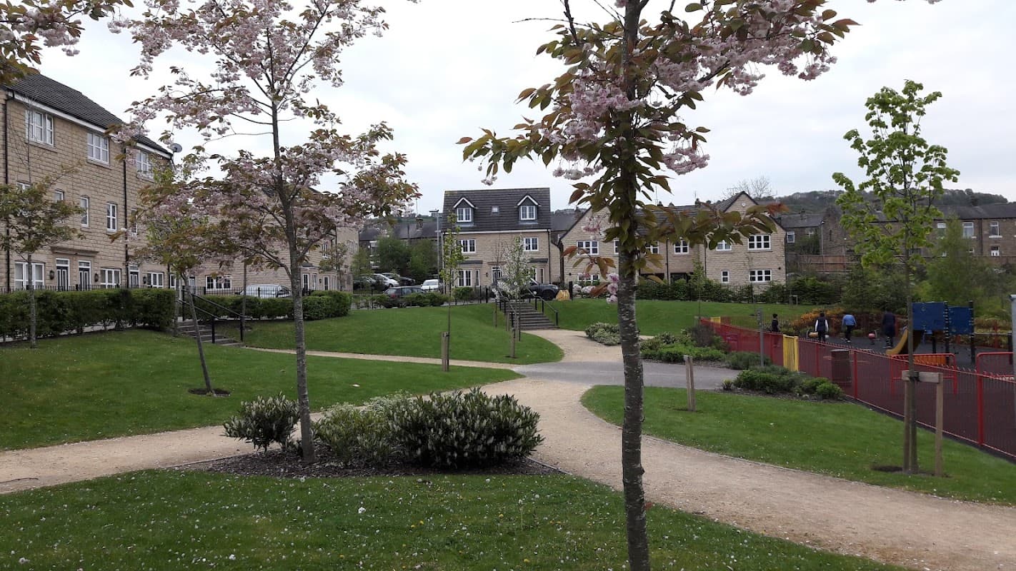 Thornhill Lees Community Centre - Community Centres in dewsbury