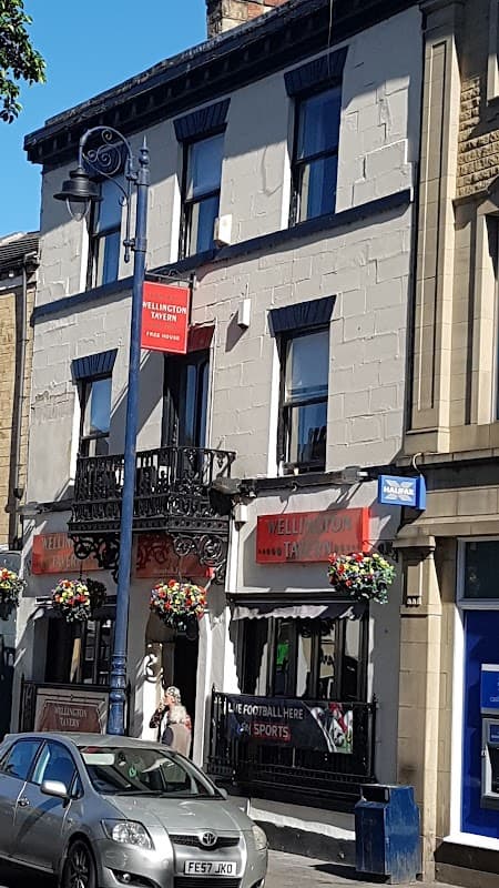 Wellington Tavern - Guest House in dewsbury