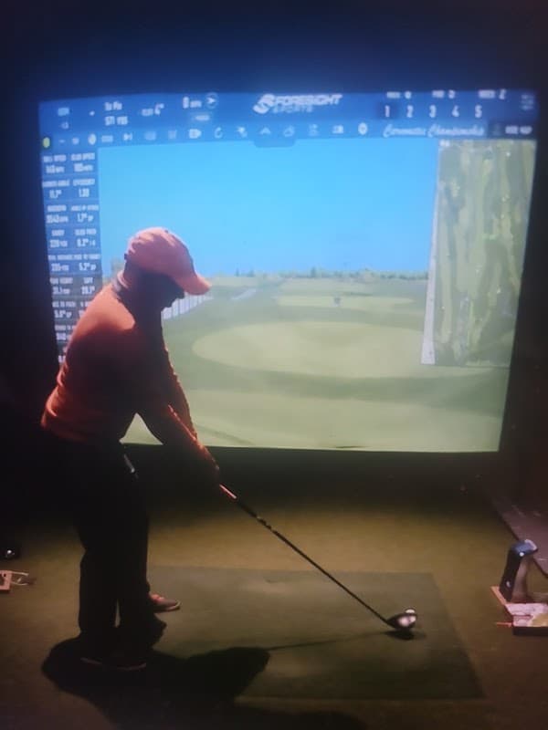 Yorkshire Golf Simulator - Golf Course in dewsbury