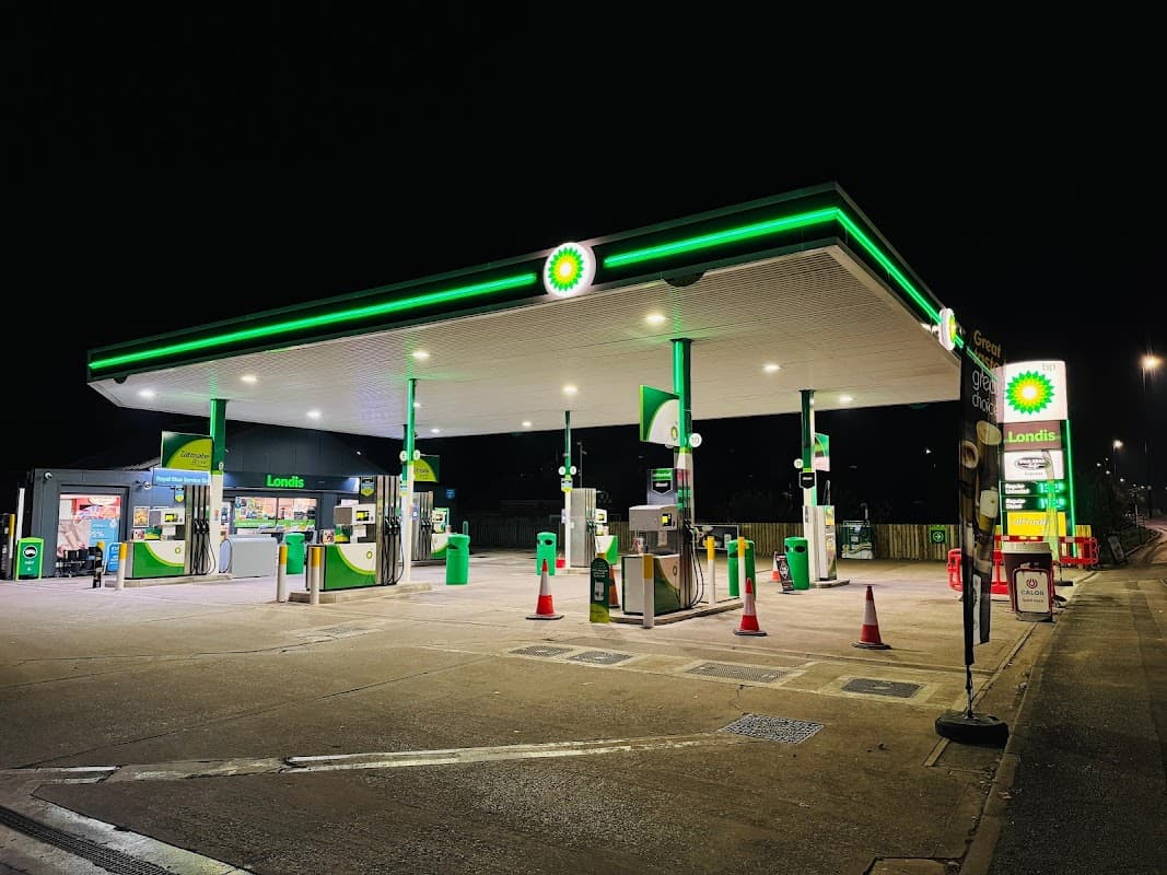 BP - Royal Blue Service Station - Petrol Stations in doncaster