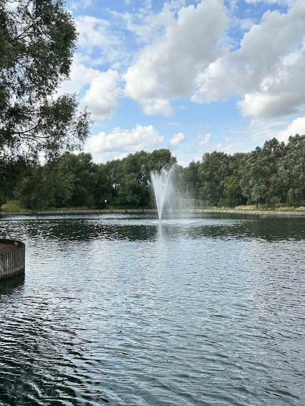 Lakeside Blvd - Walks & Hiking in doncaster