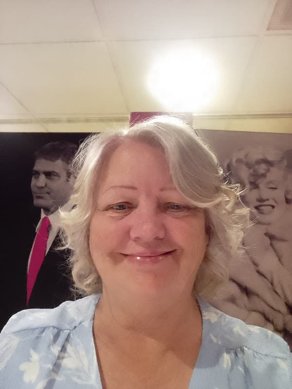 Raffles - Hair Salons in doncaster