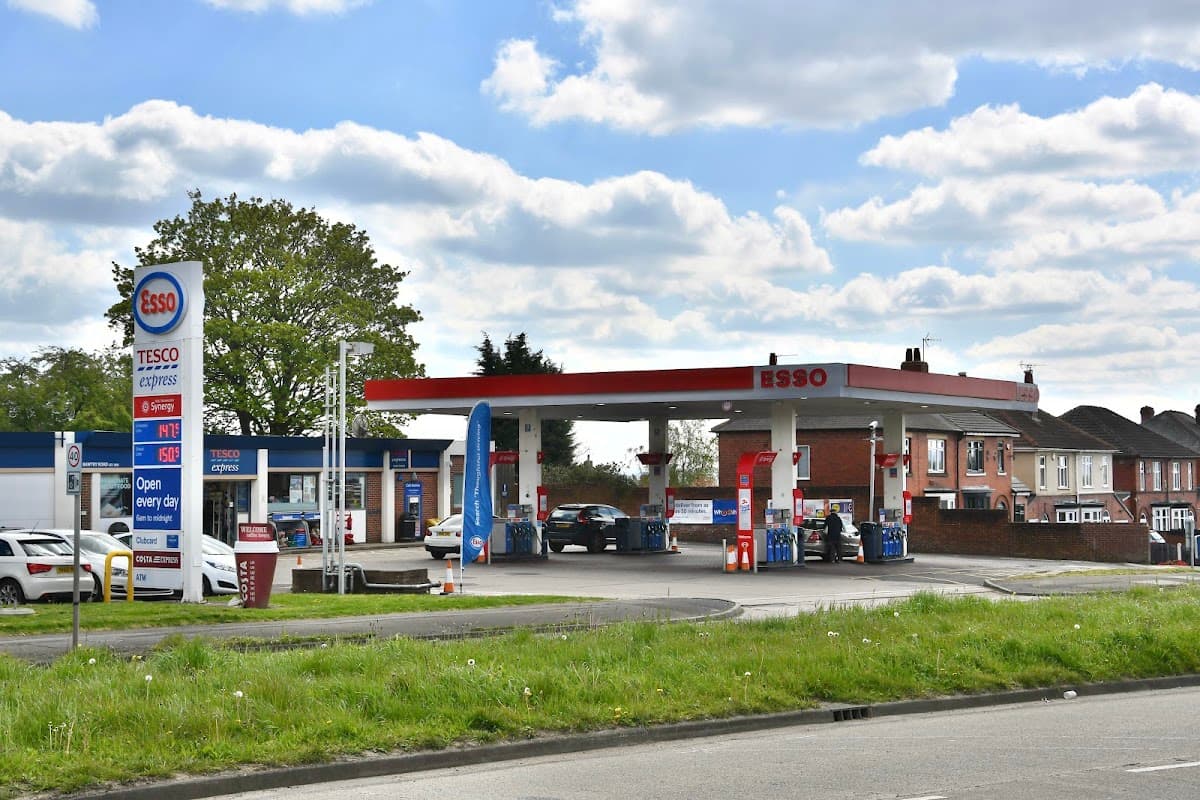 Esso - Petrol Stations in eastwood