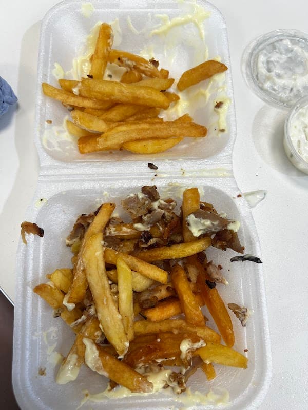 Dining at GreekLicious and Sweet in eckington