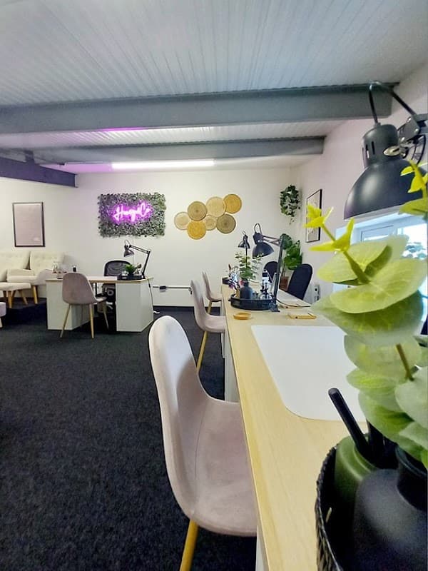 Honey & Co. Nail Studio & Academy - Nail Salons in eckington