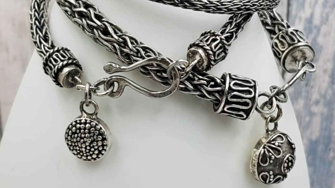 Metals Mand Made - Jewellers in eckington