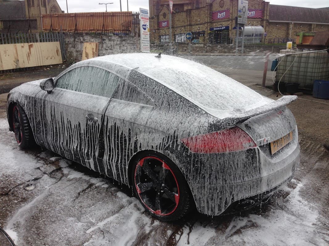 Bubbles Hand Car Wash - Car Washes in exley