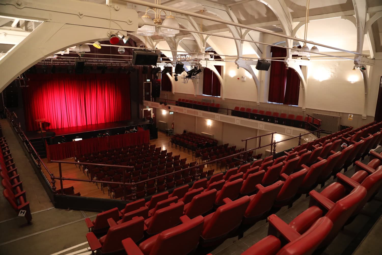 Yeadon Town Hall - Family Attraction in leeds