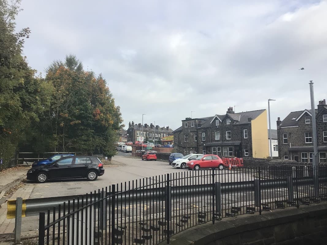 Bramley - Railway Stations in farsley