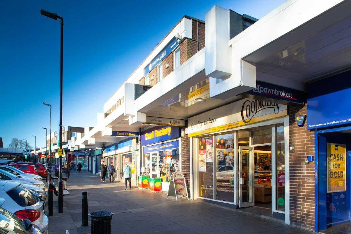 Bramley Shopping Centre - Shopping Centres in farsley