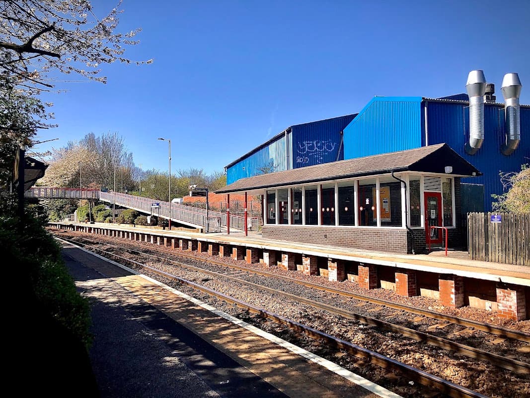 New Pudsey - Railway Stations in farsley
