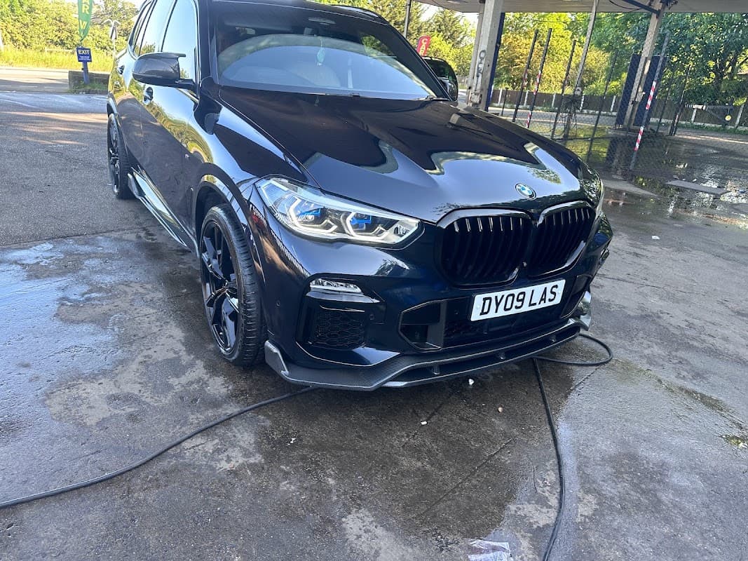Oaklands Hand Car Wash - Car Washes in farsley