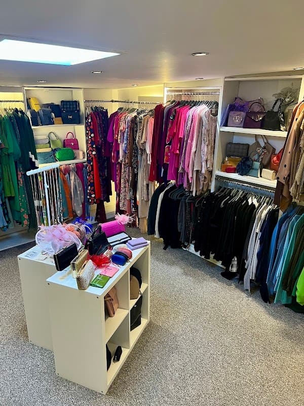 Yorkshire Ladieswear - Clothes Shops in farsley