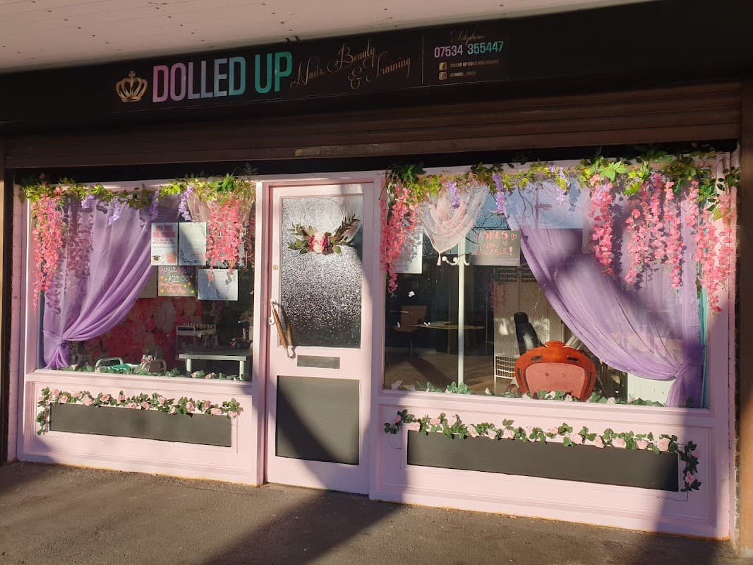 The Precinct Featherstone - Shopping Centres in featherstone