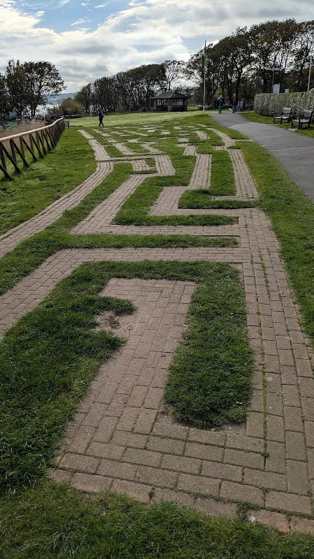 Filey Maze - Attraction in filey