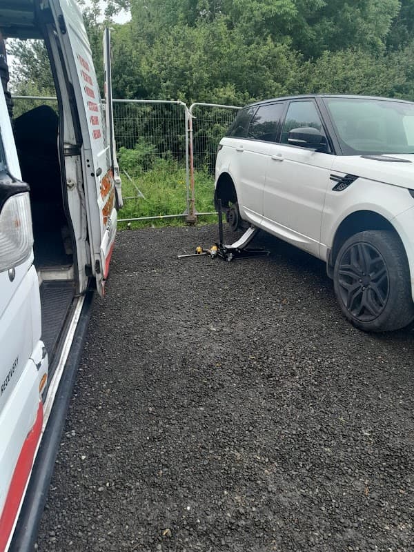 MTS 24hours Mobile Tyres Service - Garages in garforth