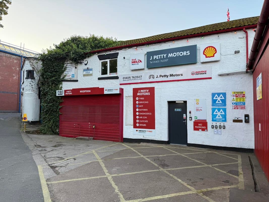 J Petty Motors - Garages in goole