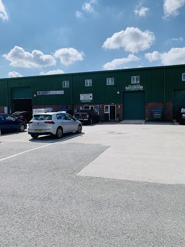 The Hob Kitchens Ltd - Furniture Shops in goole