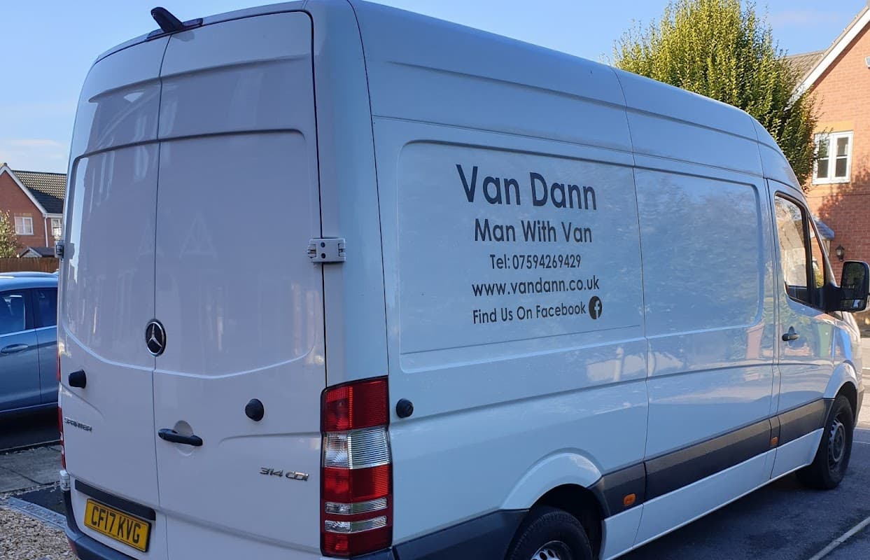 Van Dann - Removal Companies in goole