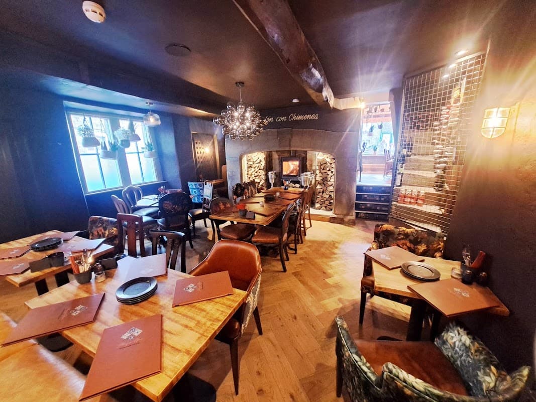 Dining at Plaza Uno Grassington in grassington