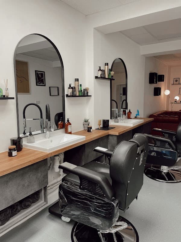 MAN HAIR - Barbers in great driffield