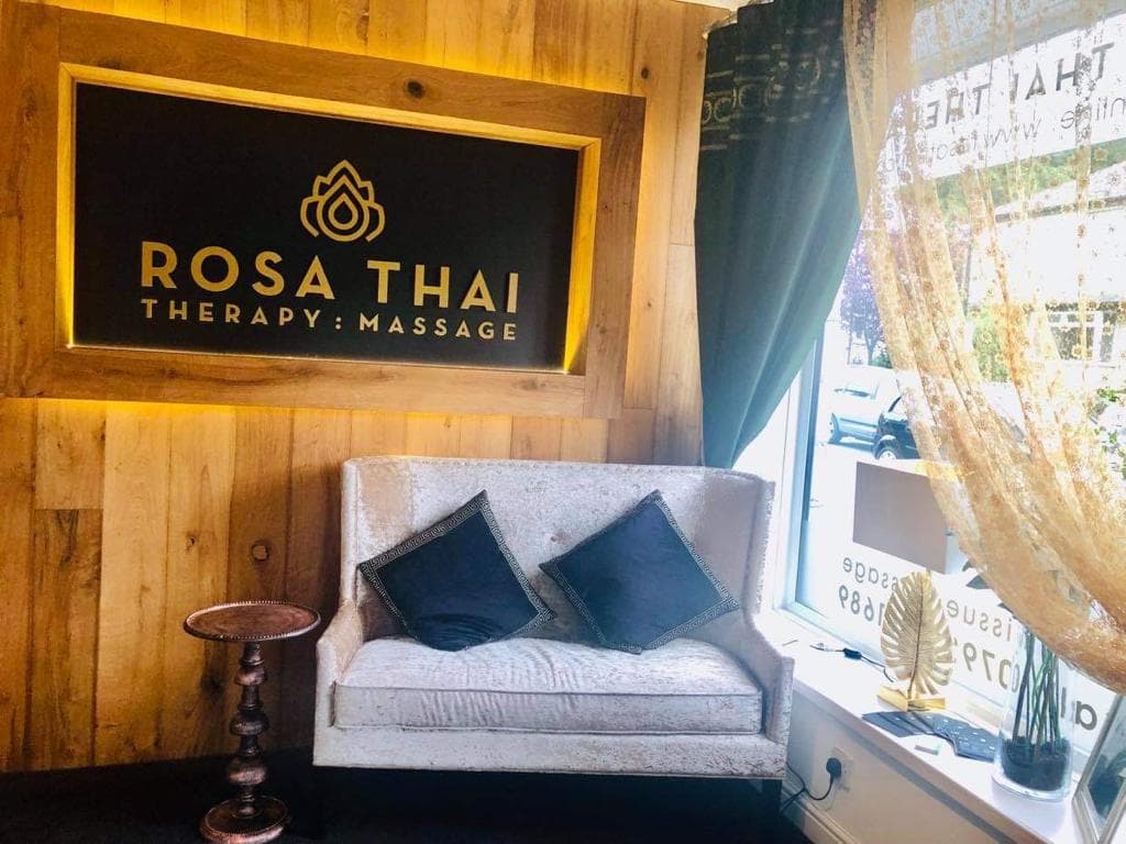Rosa Thai Ltd