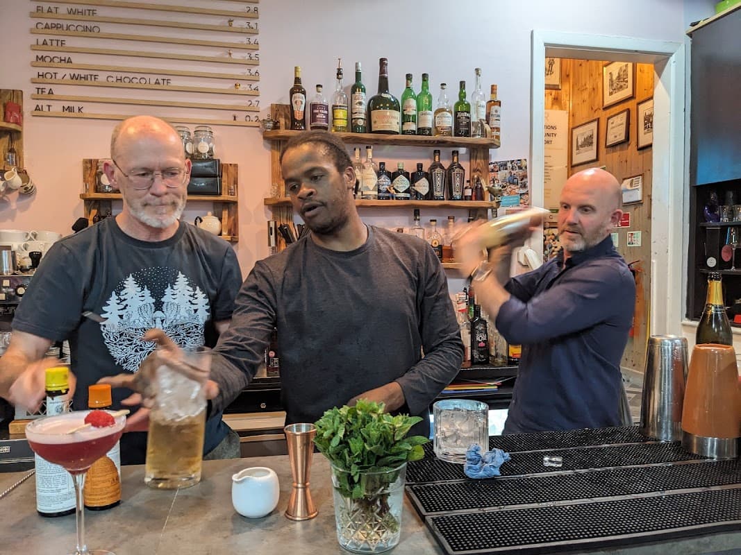 Cafe The Office Saloon in guiseley