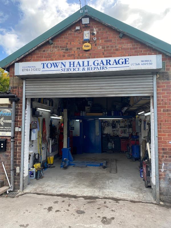 Townhall Garage Guiseley