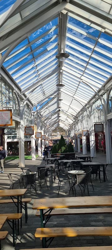 Divas Boutique - Clothes Shops in halifax