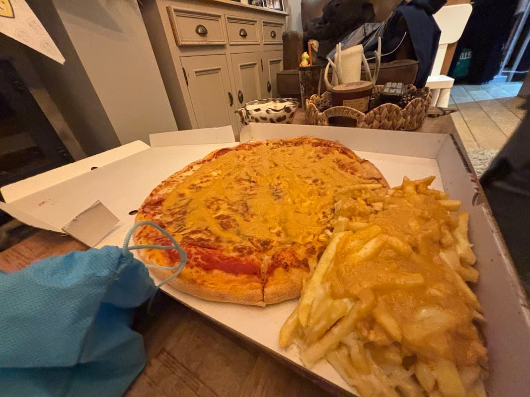 Saz Pizza & Balti House - Takeaway in halifax