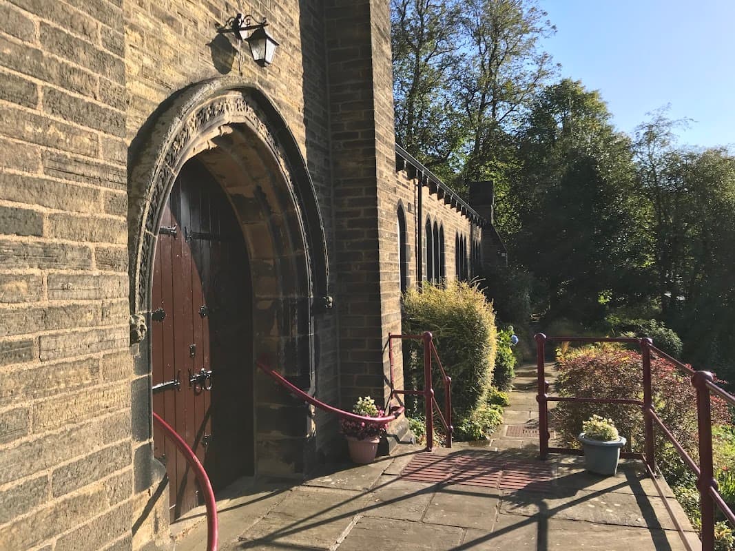 St John's Warley C of E Church - Churches in halifax