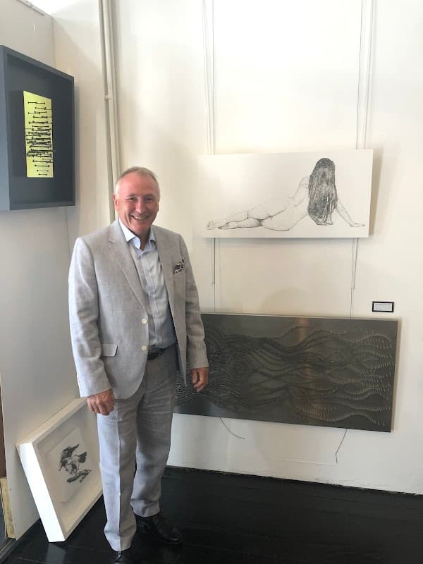 Blue Chip Art Gallery - Gallery in harrogate