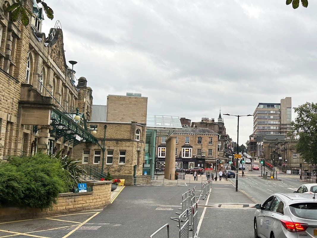 Bus Stop at Royal Hall - Bus Stops in harrogate