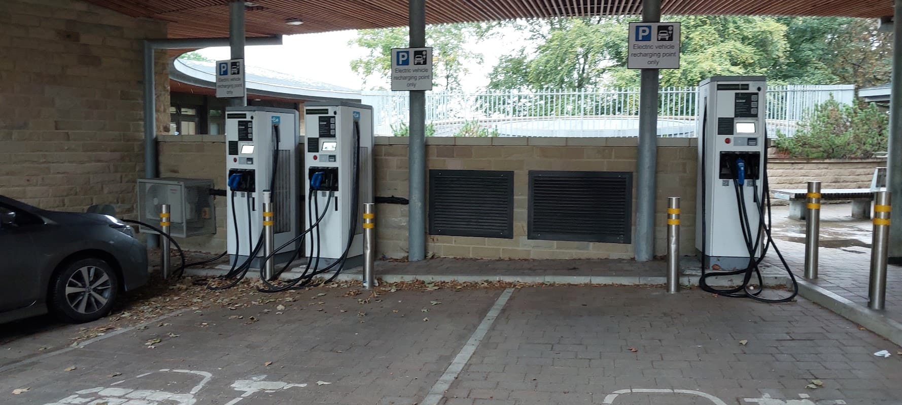 Connected Kerb Charging Station - EV Charging in harrogate
