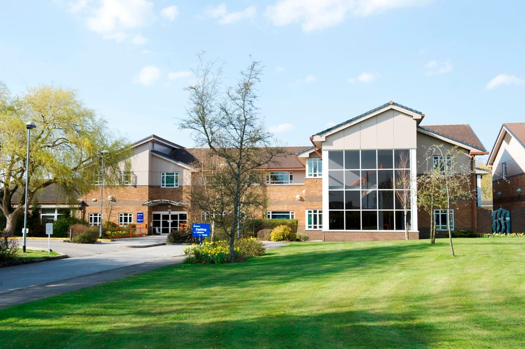 Henshaws College - Colleges in harrogate