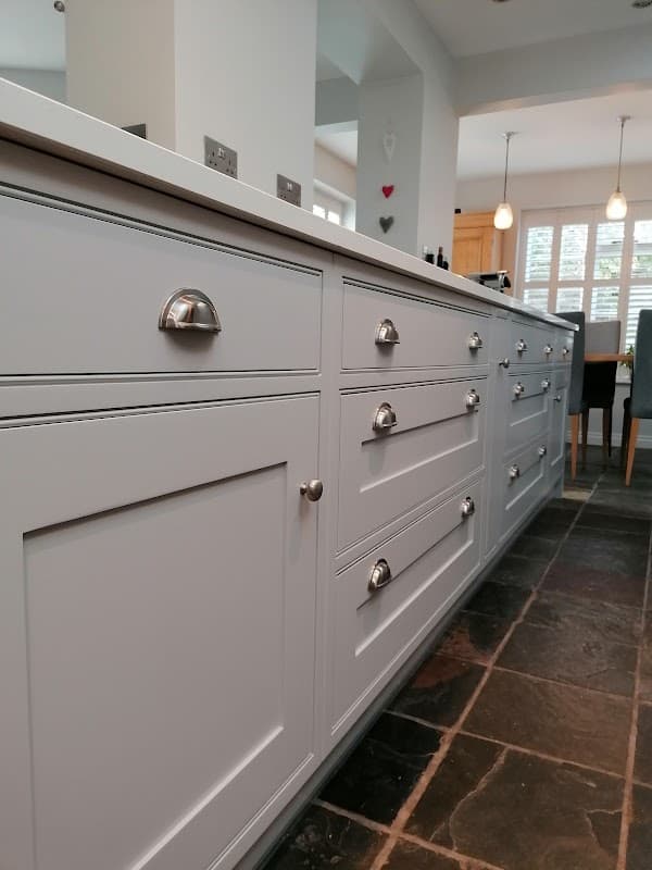 Hg1 Furniture Painter - Painters & Decorators in harrogate