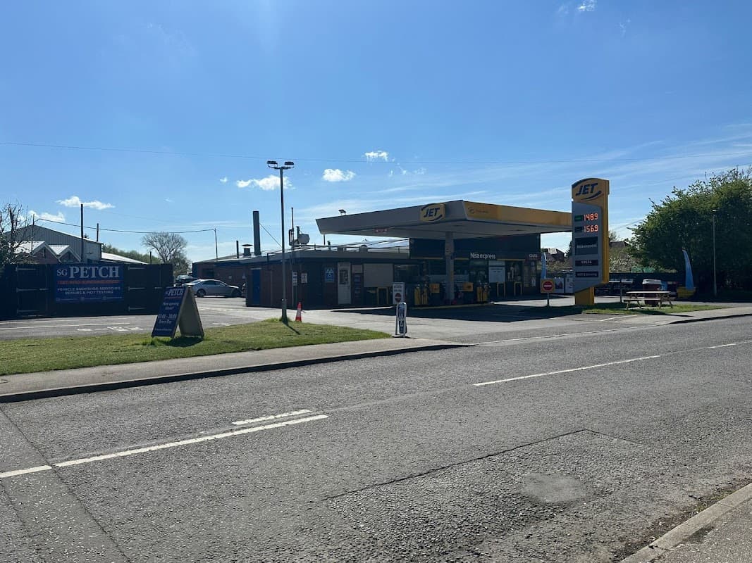 Station Garage Haxby - Garages in haxby