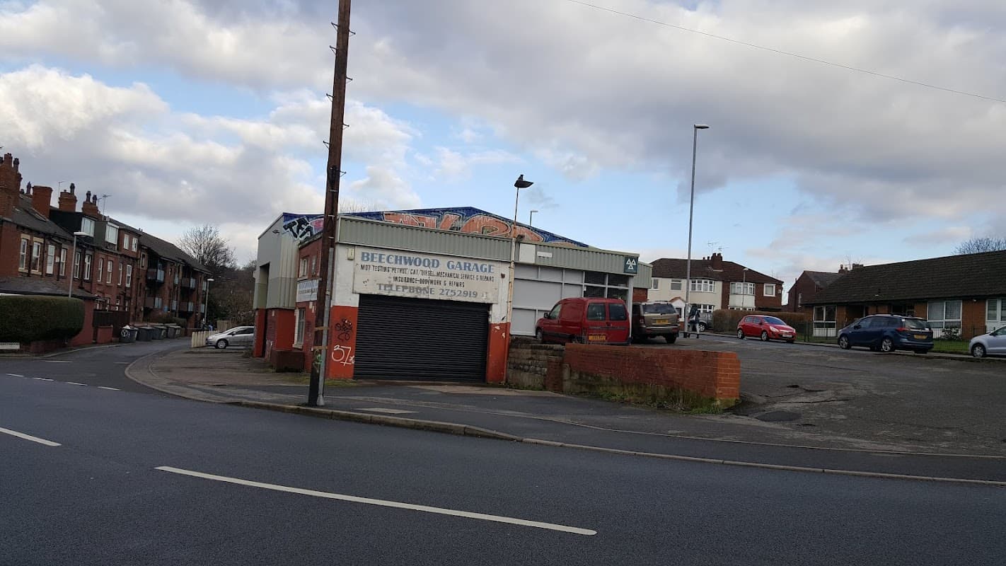 Beechwood Garage - Garages in headingley