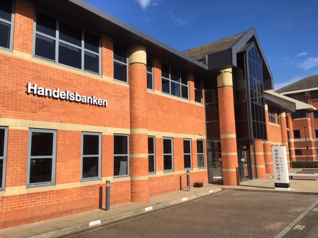 Handelsbanken Leeds Lawnswood - Banks in headingley