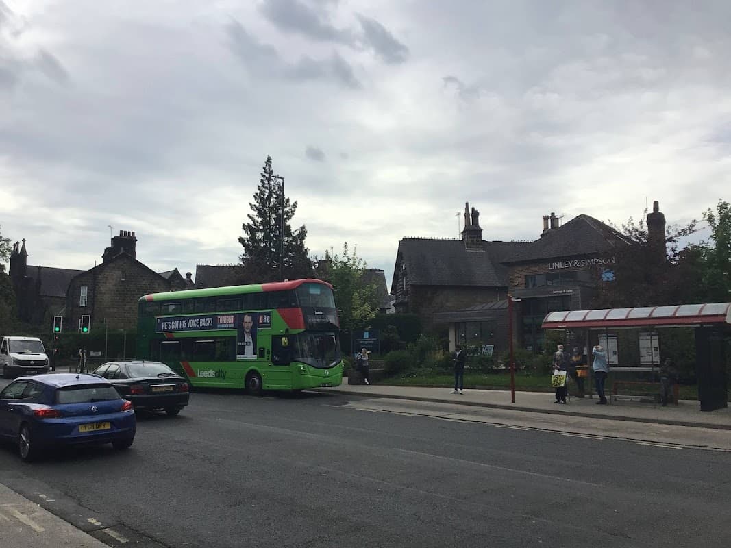 Headingley Arndale - Bus Stations in headingley