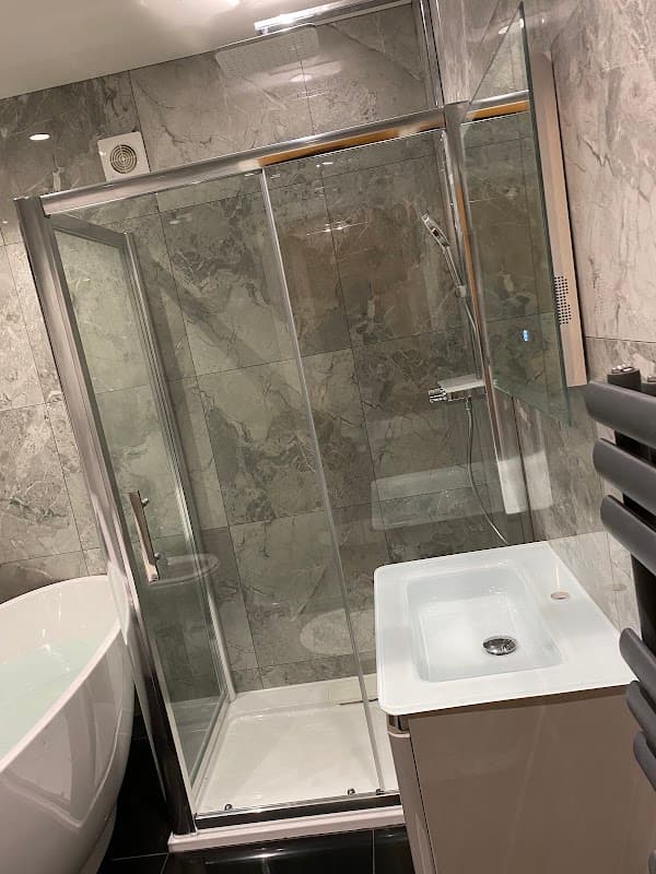 H.L SOLO Plumbing and Heating ltd - Plumbers in headingley