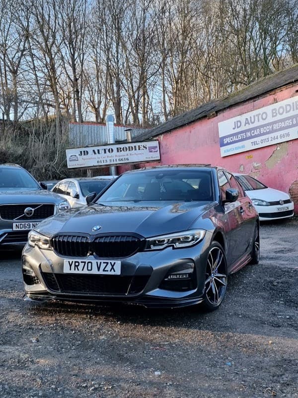 JD Autobodies - Garages in headingley