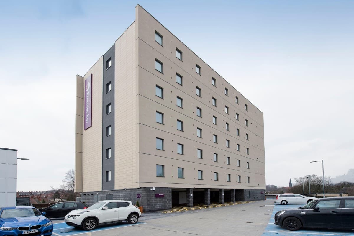 Accommodation at Premier Inn Leeds Headingley hotel in headingley