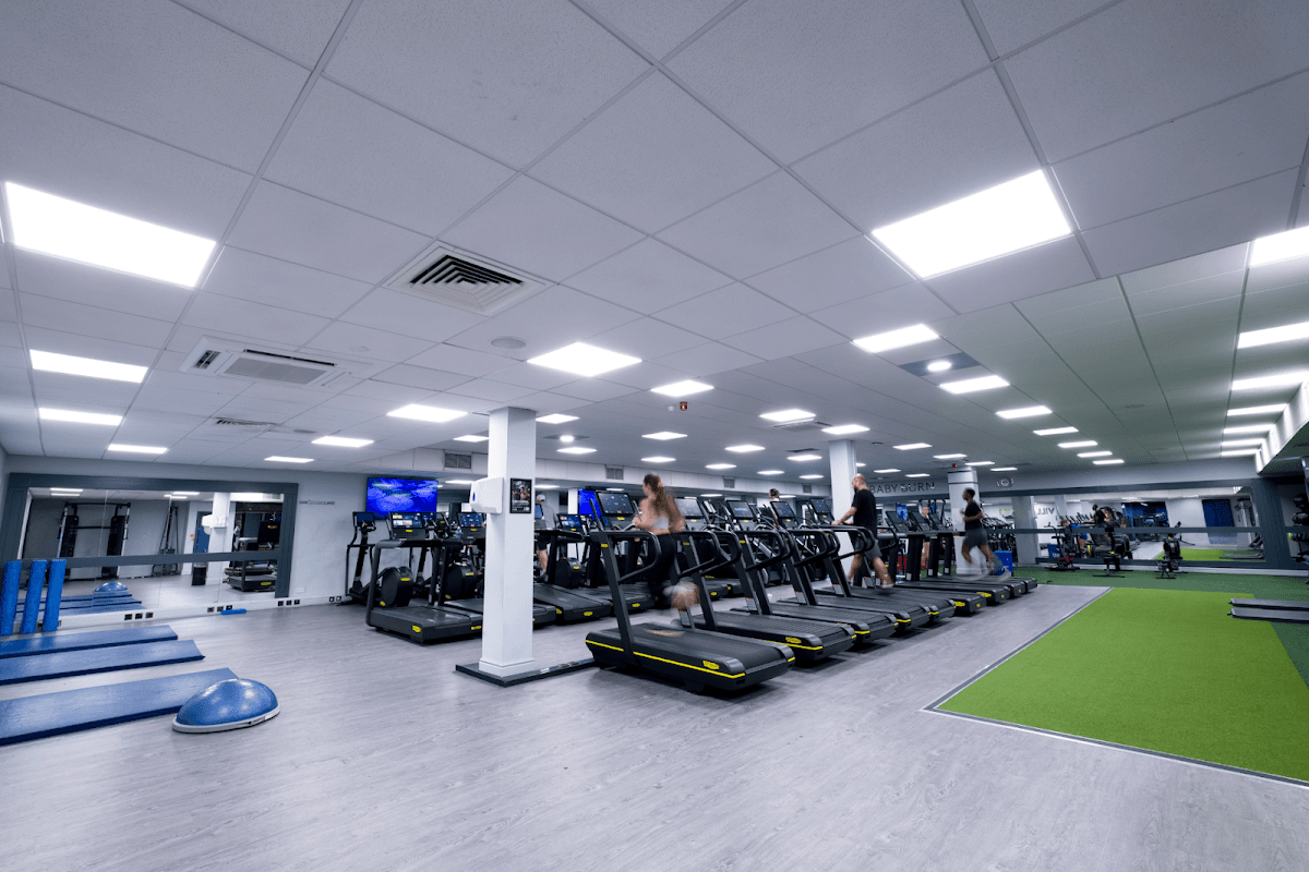 Village Gym Leeds North - Gyms in headingley