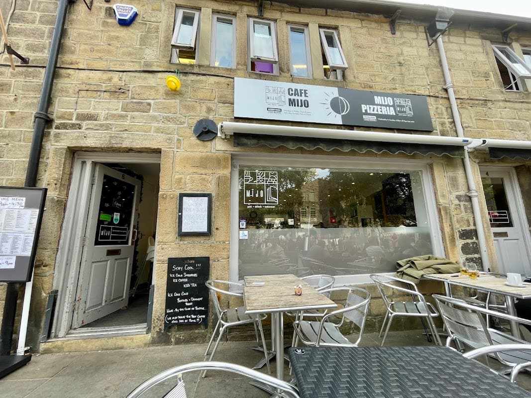 CAFÉ MIJO/ MIJO PIZZERIA