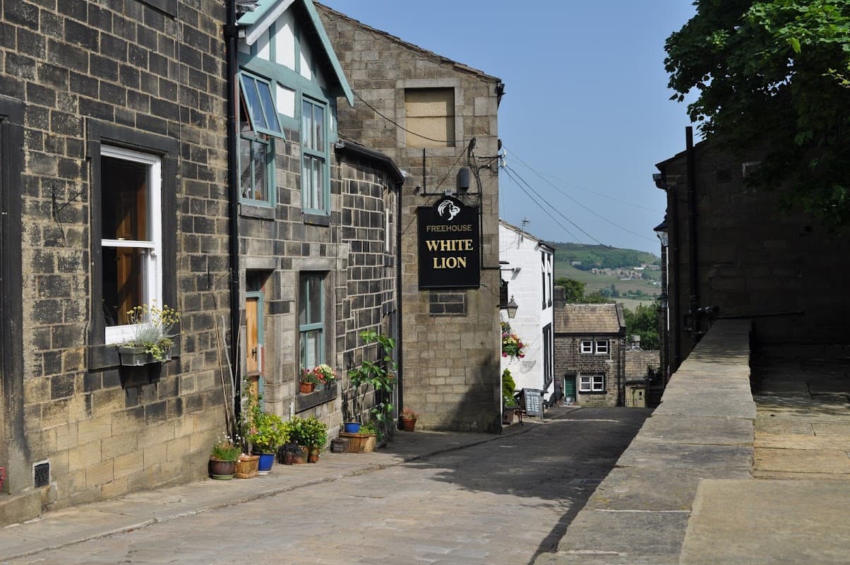 Heptonstall Post Office - Post Offices in hebden bridge