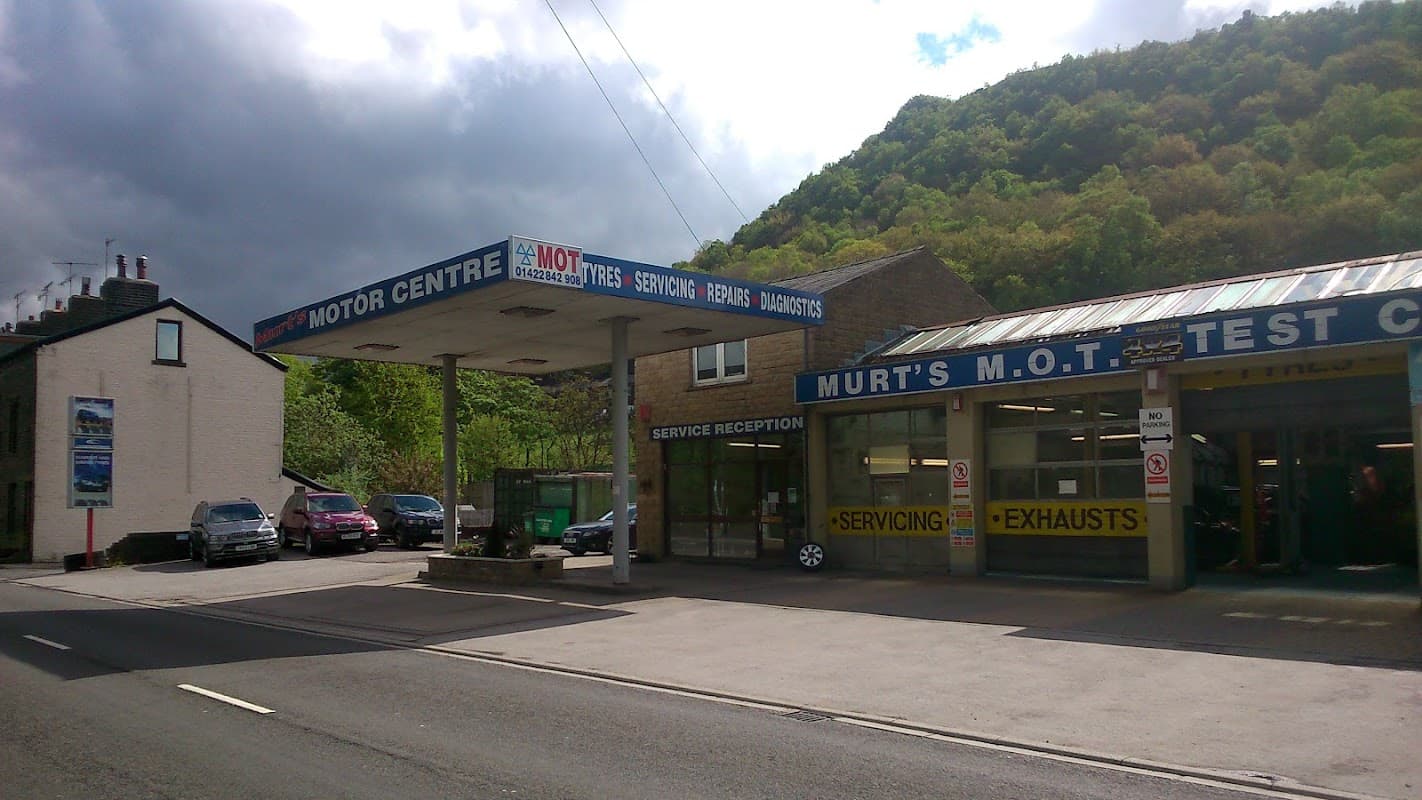 Murts Motor Centre Ltd - Garages in hebden bridge