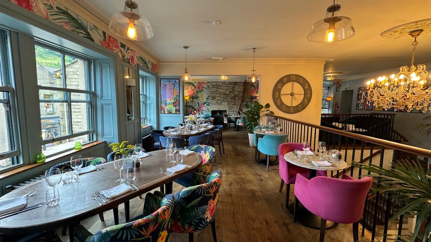 Old Gate Bar & Restaurant