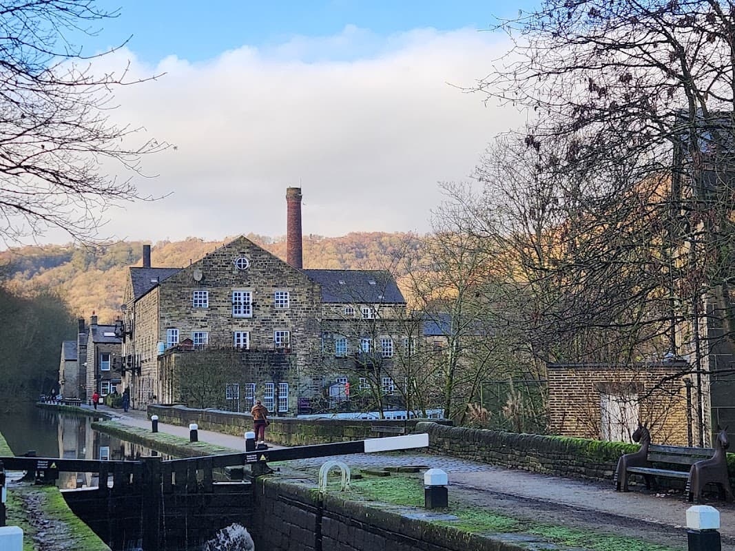 Plumb Learning CIC - Colleges in hebden bridge
